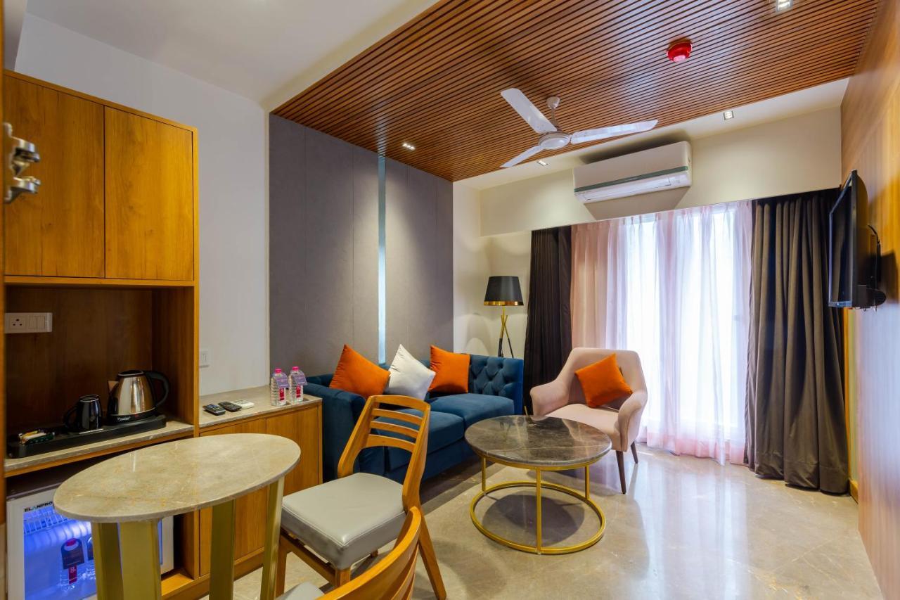 Hotel Nalanda Ahmedabad Extérieur photo