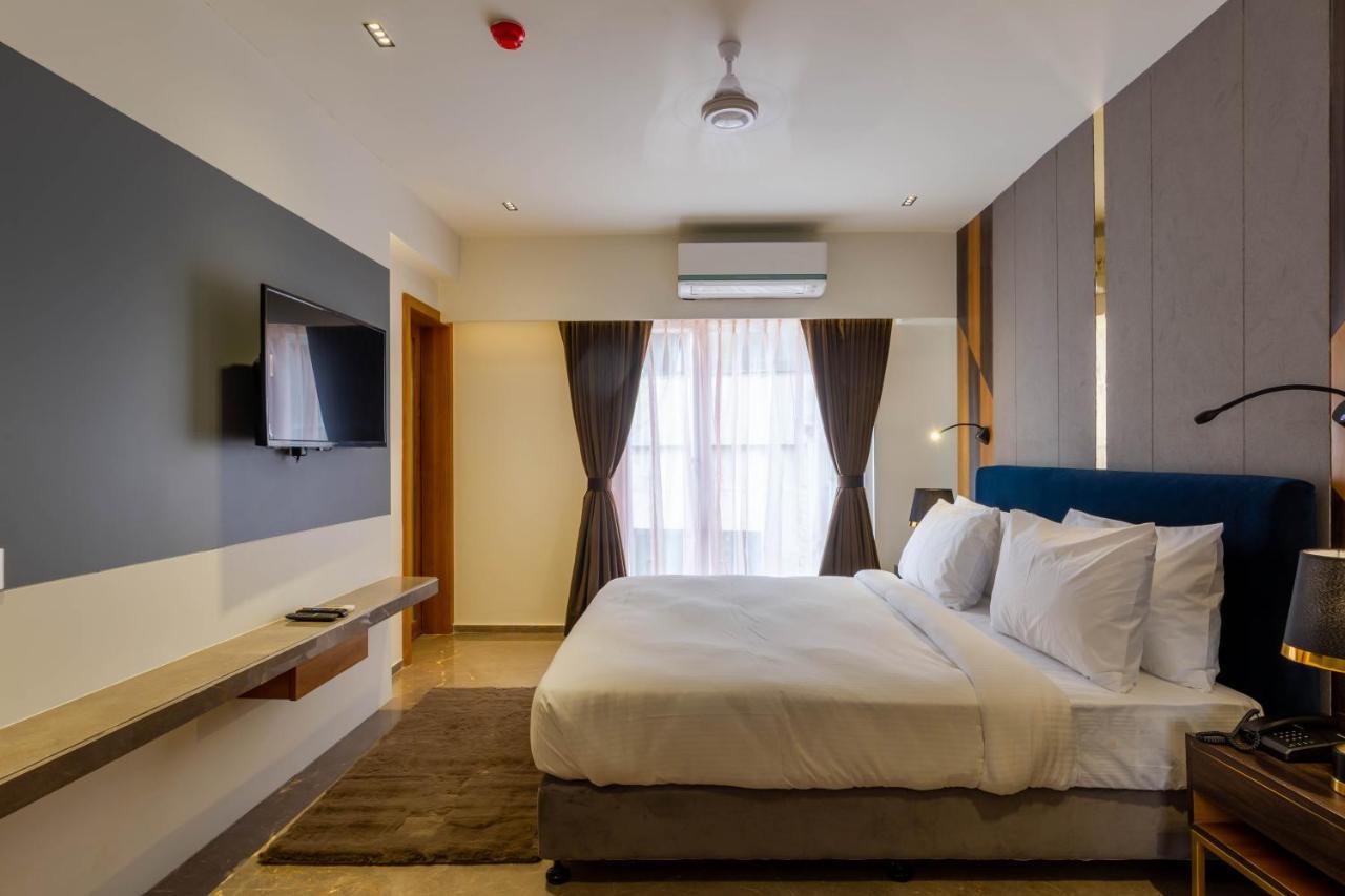Hotel Nalanda Ahmedabad Extérieur photo
