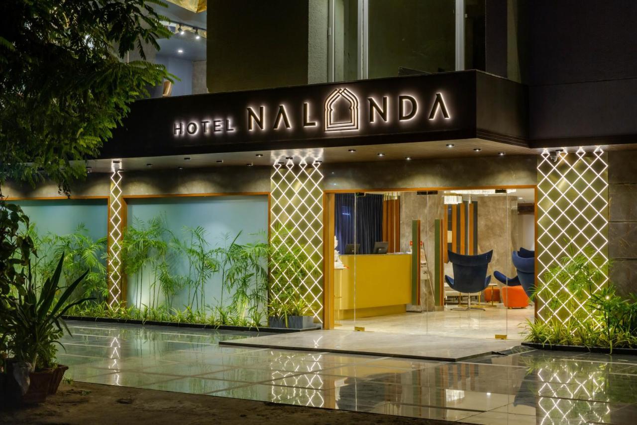 Hotel Nalanda Ahmedabad Extérieur photo