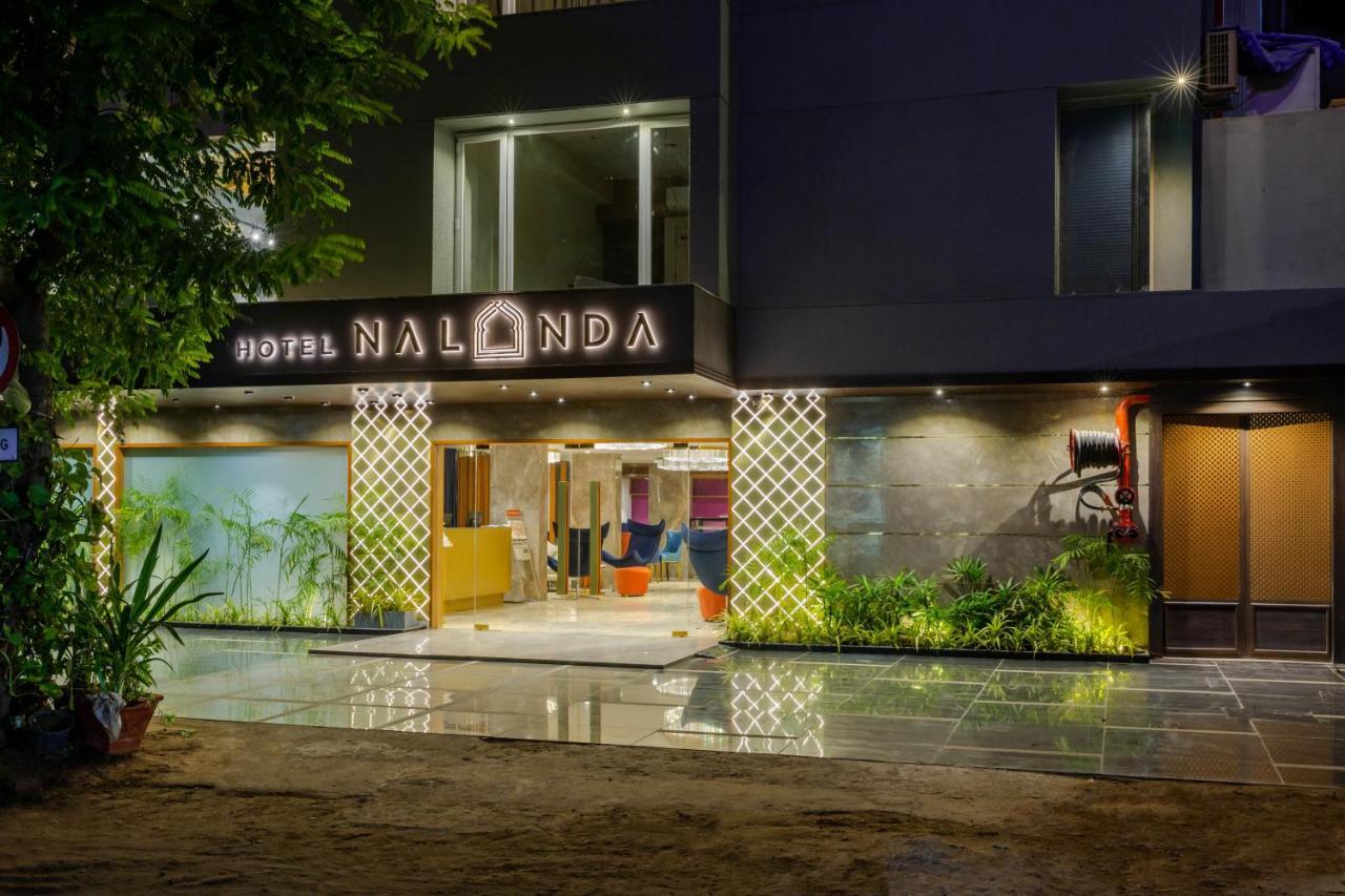 Hotel Nalanda Ahmedabad Extérieur photo
